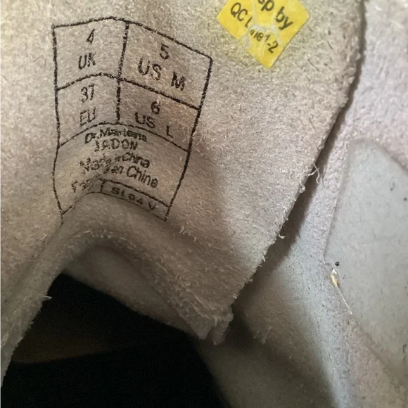 Dr. Martens White Leather Lace-Up Jadon Boots 6 - Picture 11 of 15